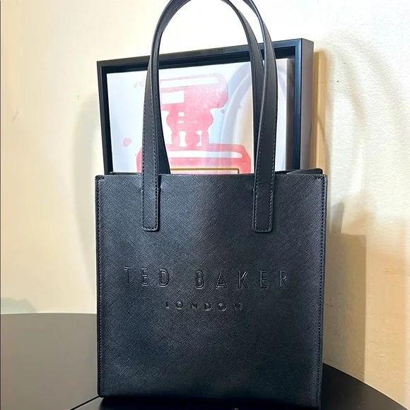 Ted Baker London The Icon Bag - Picture 3 of 6